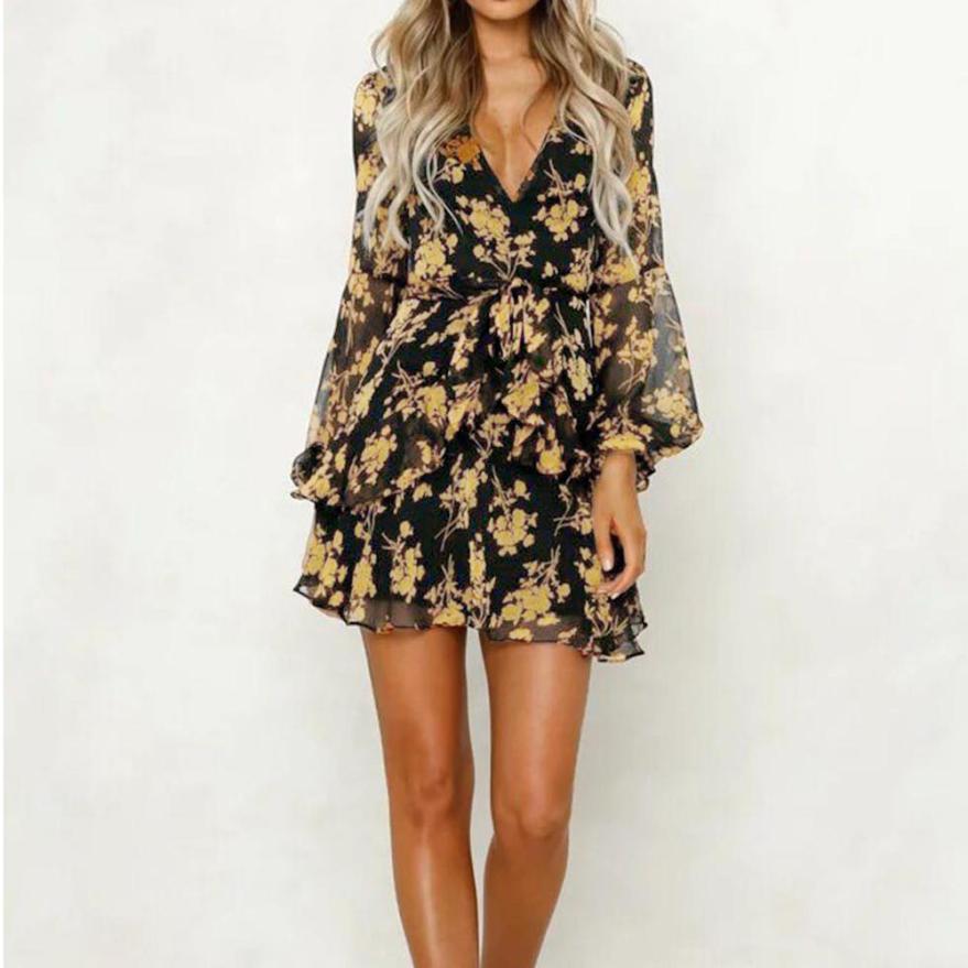 Drune | Kleid Blumen Blatt Druck Laternenärmel Empire