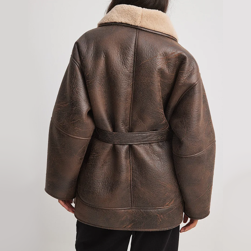 Drune | Sherpa-Gefütterte Kunstlederjacke mit Gürtel