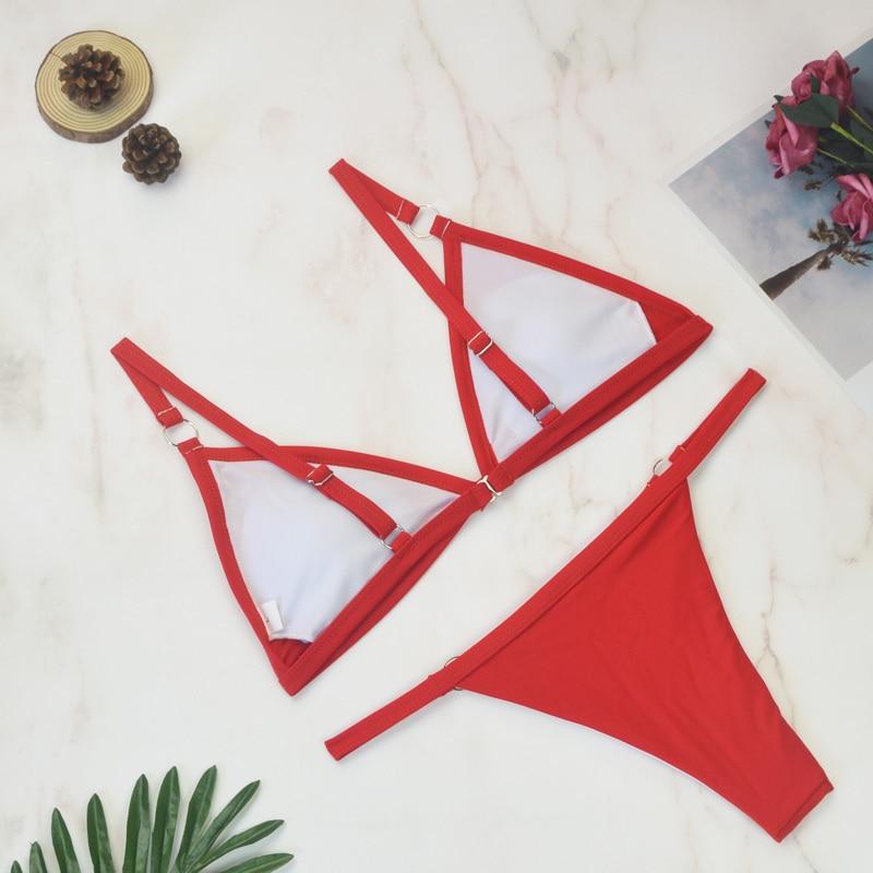 Drune Zweiteiliger Bikini-Badeanzug mit goldfarbigen Metallringen und dreieckigen Körbchen