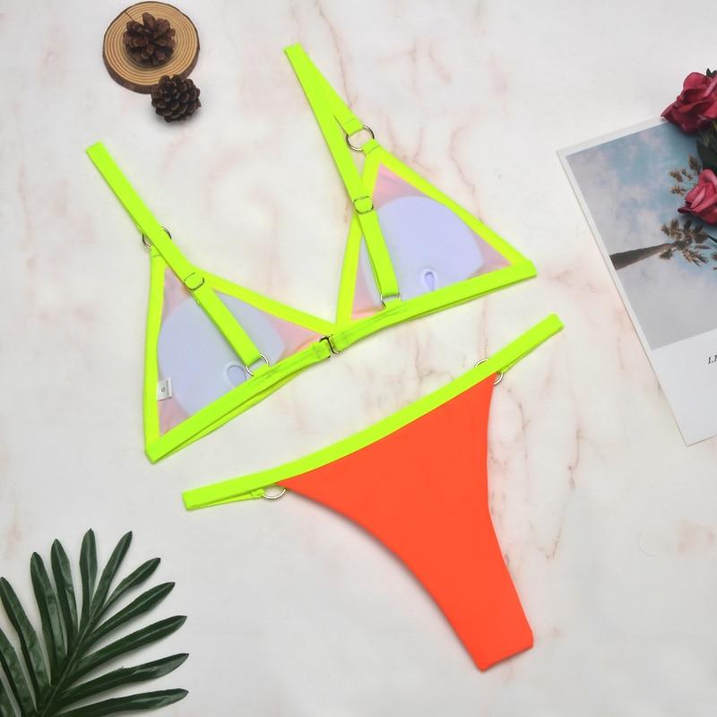Drune Zweiteiliger Bikini-Badeanzug mit goldfarbigen Metallringen und dreieckigen Körbchen