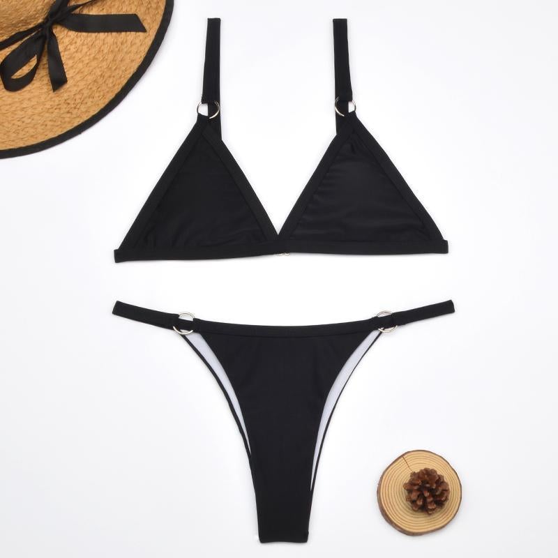 Drune Zweiteiliger Bikini-Badeanzug mit goldfarbigen Metallringen und dreieckigen Körbchen
