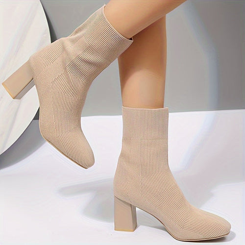 Drune | Strickstiefel Mit Halbhohem Schaft Und Blockabsatz