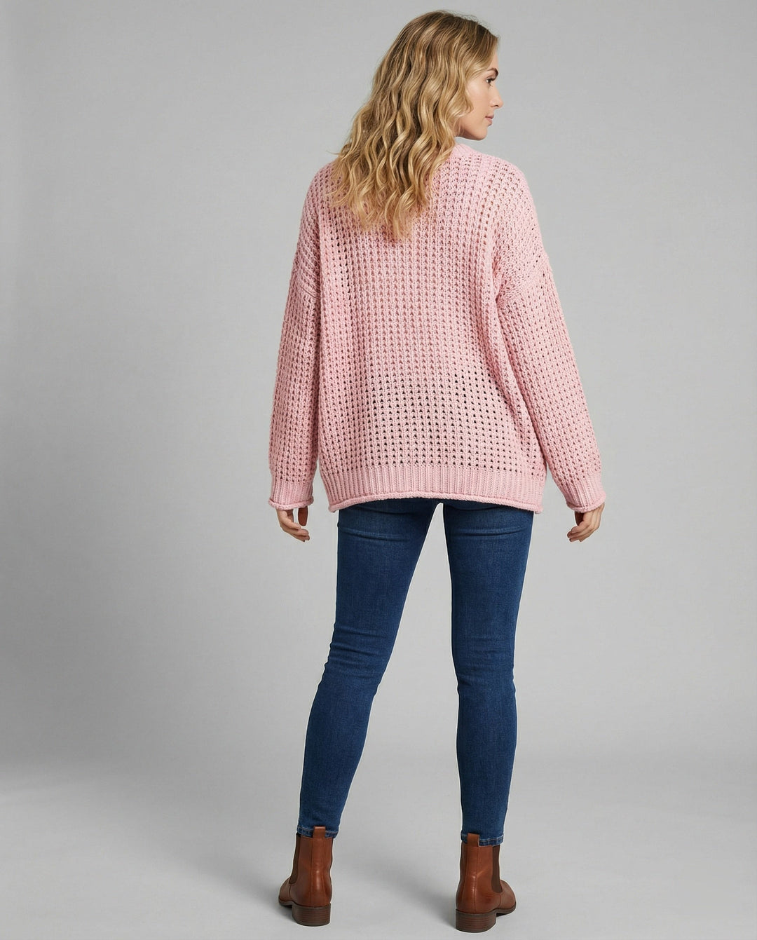 Drune | oversized Pullover mit V-Ausschnitt