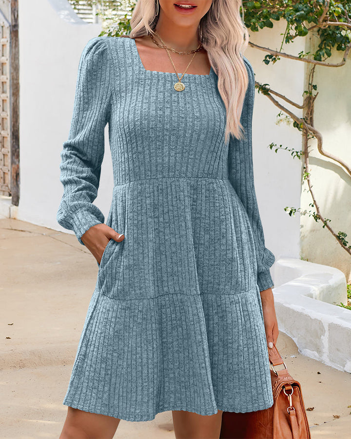 Drune | Damenkleid mit Quadrat Ausschnitt Laternenärmeln und Rippstruktur