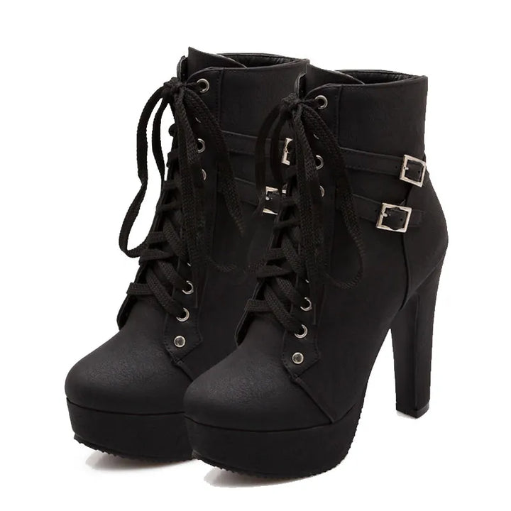 Drune | Schnürstiefel mit Gürtelschnalle