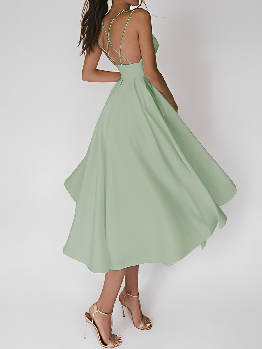 Drune | Ein Leichtes Kleid mit Zarten Spaghettiträgern