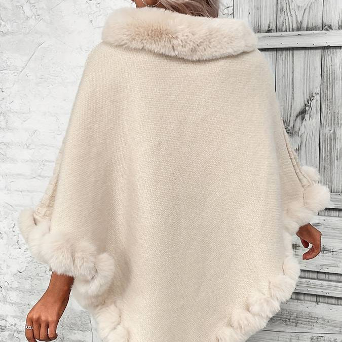 Drune | Damen Fuzzy Trim Beige Poncho Diamantmuster