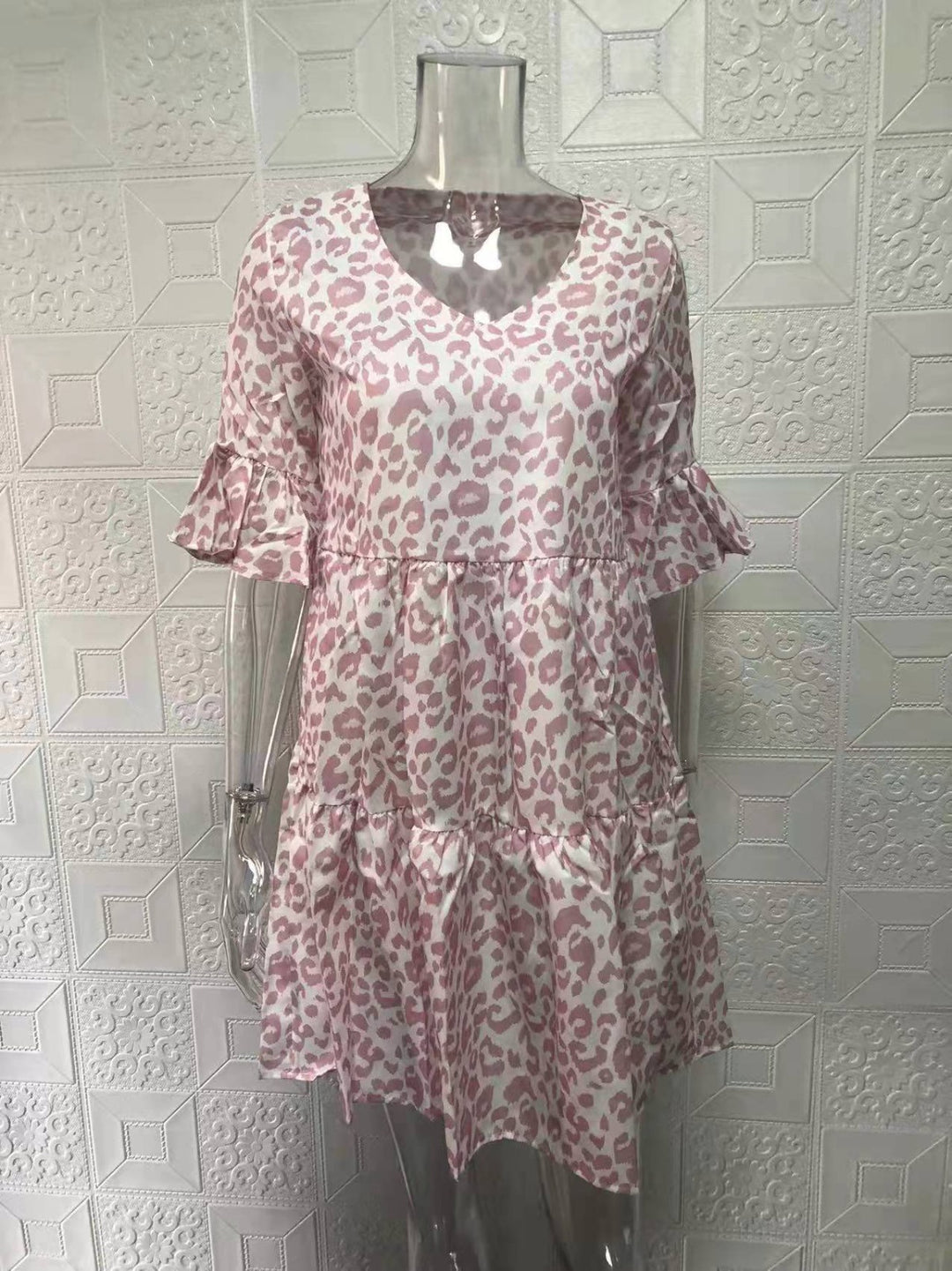 Drune | Pendelkleid mit V-Ausschnitt