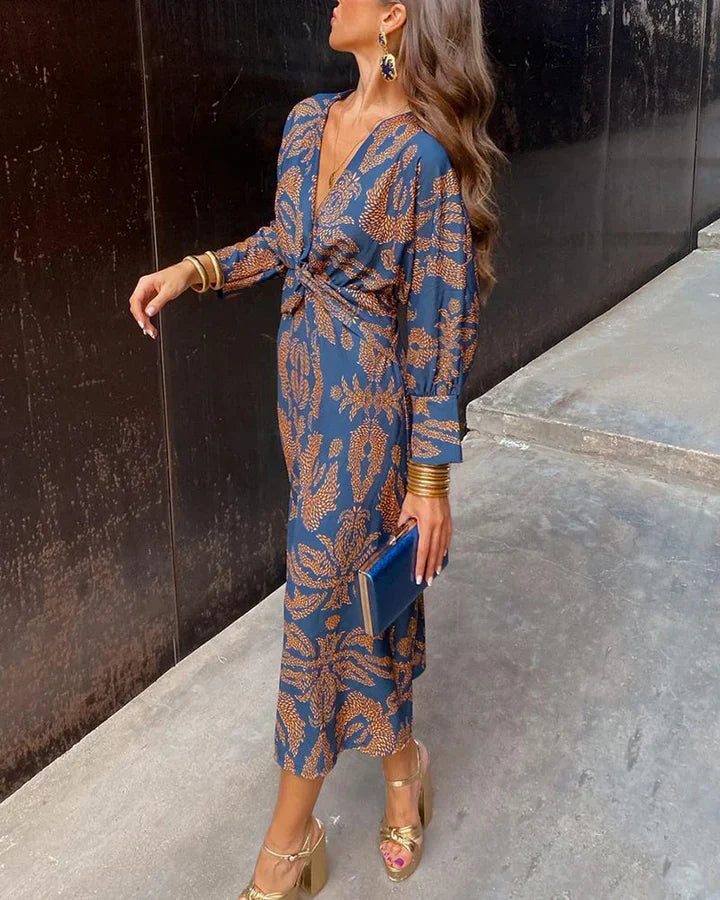 Vintage Langarmkleid mit V-Ausschnitt