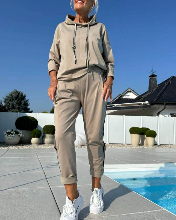 Drune | Zweiteilige Satz mit Damen Kapuzen Sweatshirt und Hosen