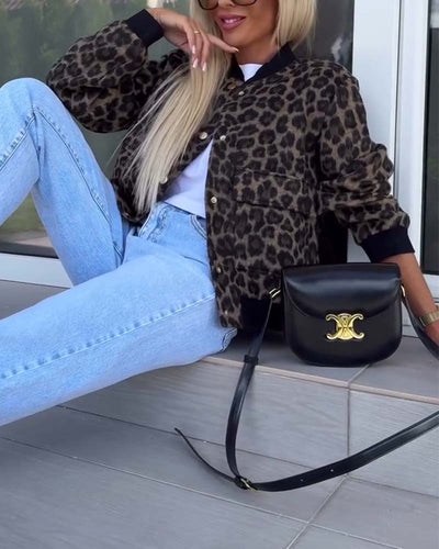 Drune | Jacke mit Leopardenmuster und Druckknopftasche
