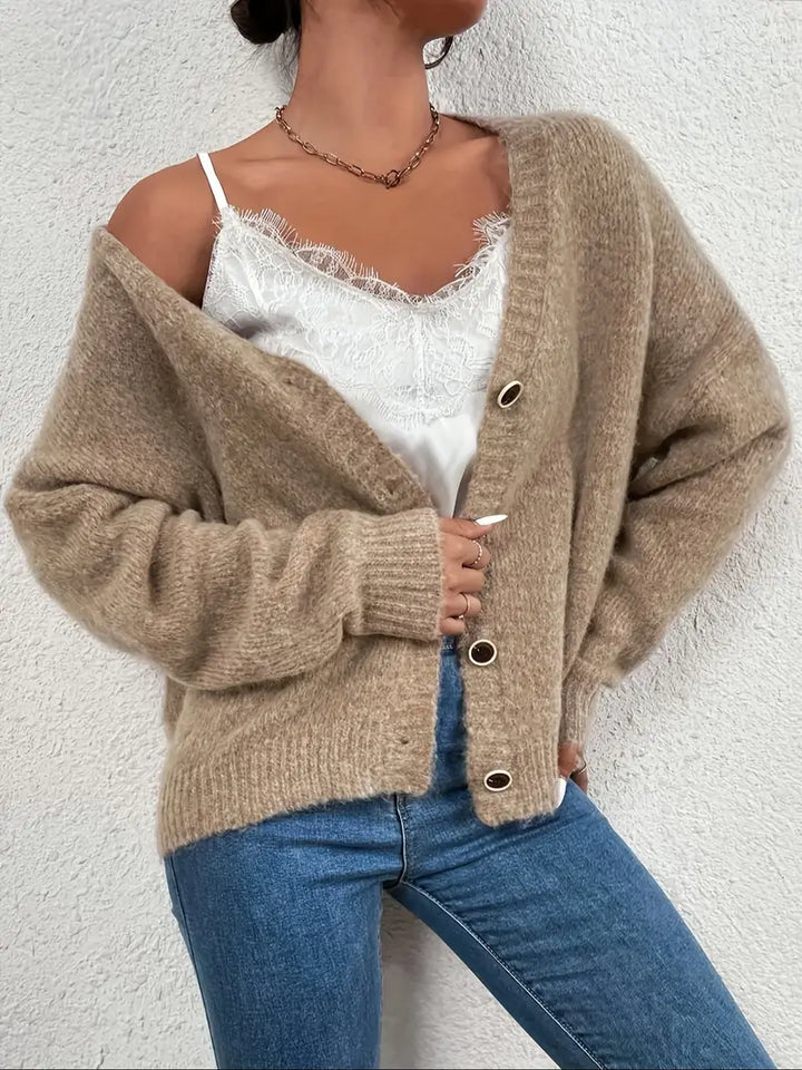 Drune | Damen Strickcardigan mit V-Ausschnitt – Weicher Oversize Pullover mit Knopfleiste