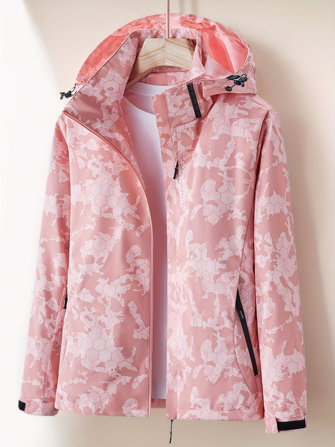Drune | Winddichte Damenjacke Im Camouflage Muster für Outdoor Sportarten