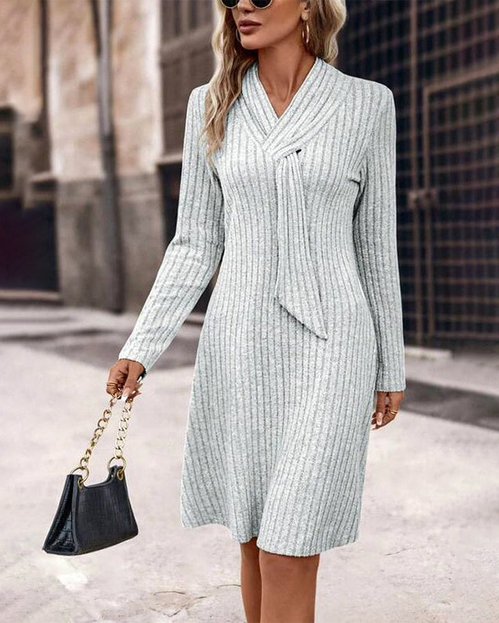 Drune | Einfarbiges Kleid mit A-Linie