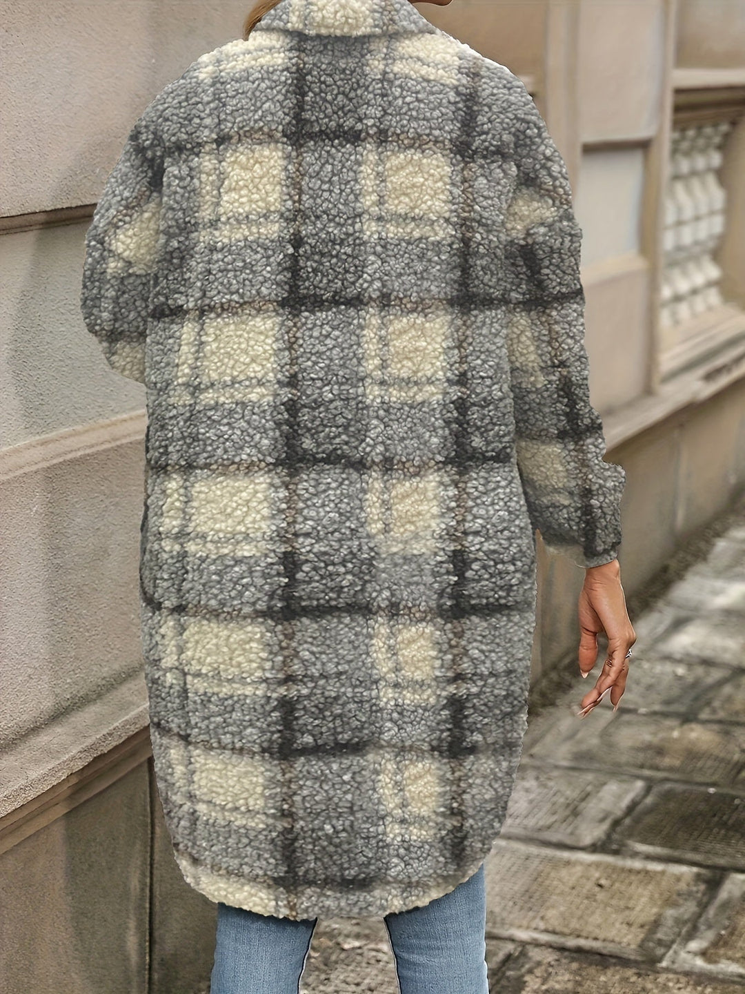 Drune | Karierter Knopfjacke mit fuzzy Muster