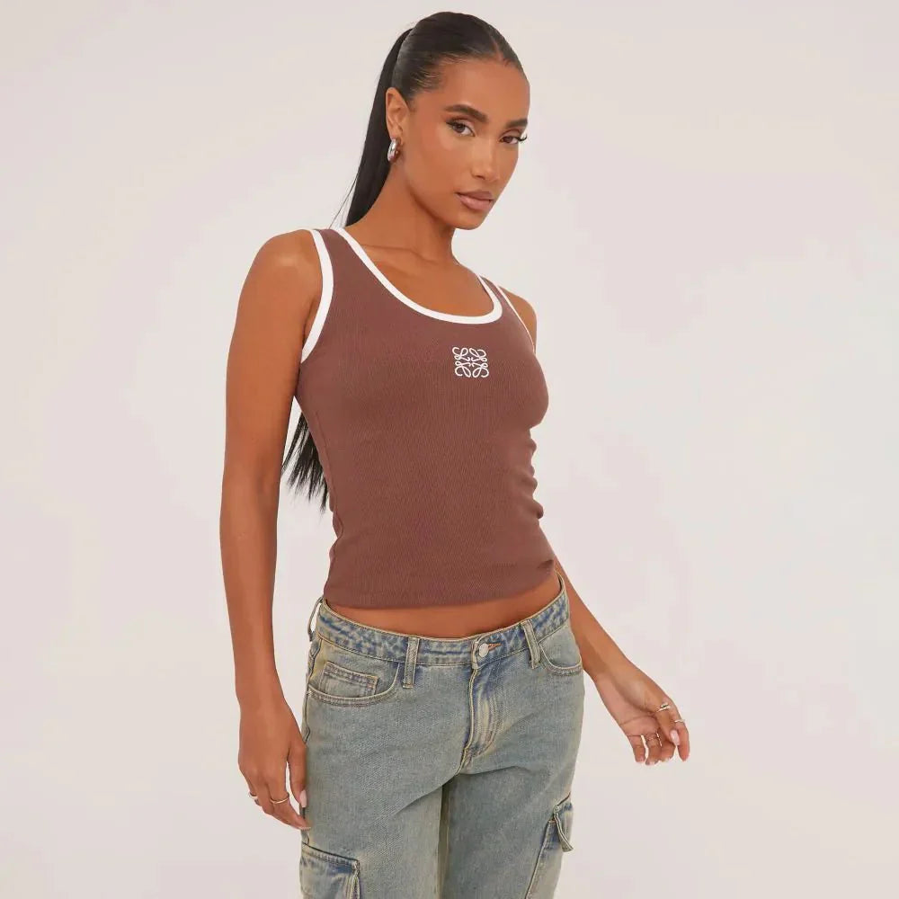 Drune | Geripptes Tanktop mit zarter Stickerei