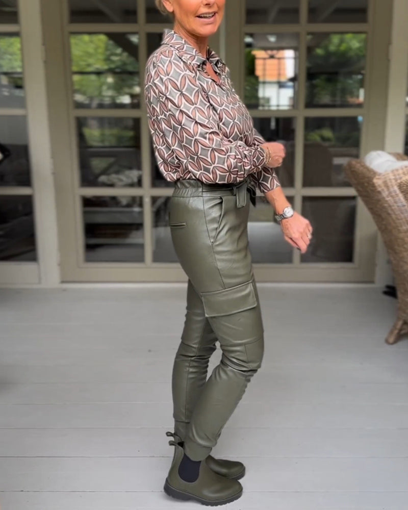 Drune | Vintage Bluse mit V-Ausschnitt