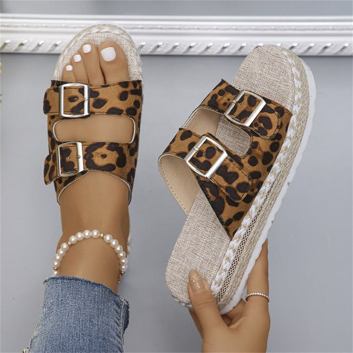 Drune-Sandalen mit Doppel-Schnalle und Leopardenmuster