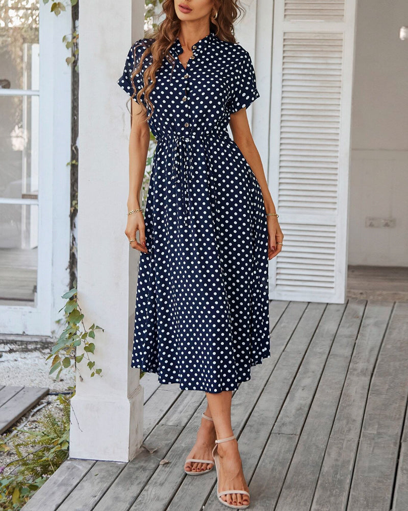 Drune | Kleid mit Gepunktetem Kordelzug und Knopfleiste