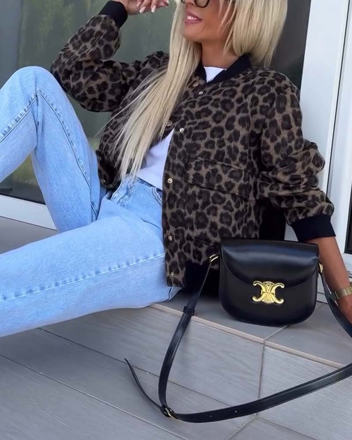 Drune | Jacke mit Leopardenmuster und Druckknopftasche