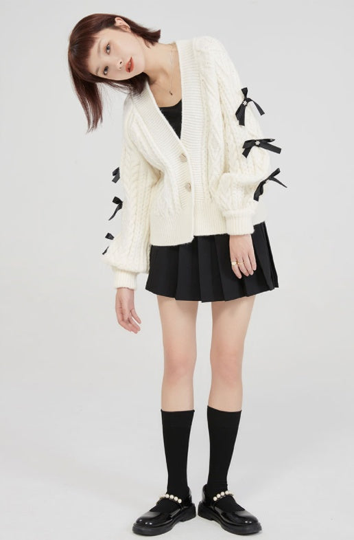 Drune | Strickjacke mit Schleifendetails