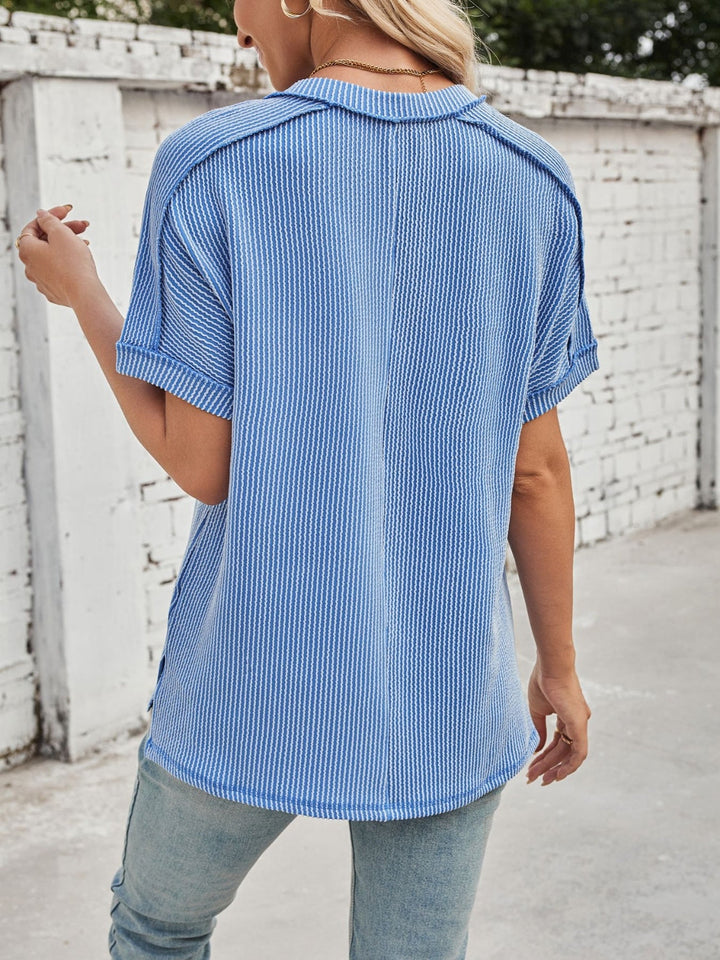 Drune | Cord-Ripp V-Ausschnitt Kurzarm T-Shirt
