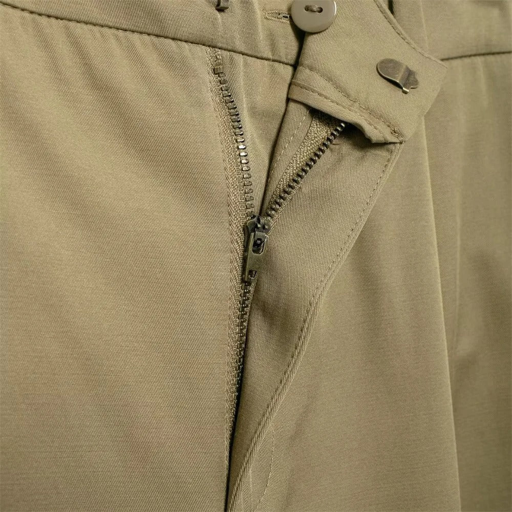 Drune | Casual cargo jacket with adjustable straps and pocket accents