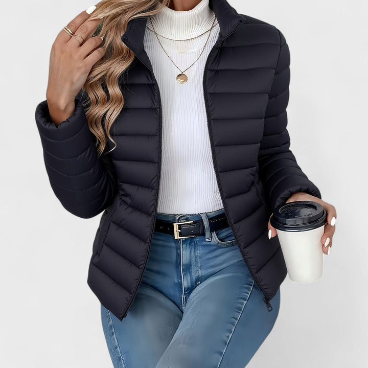 Drune | Elegante lange Damenjacke im klassischen Stil