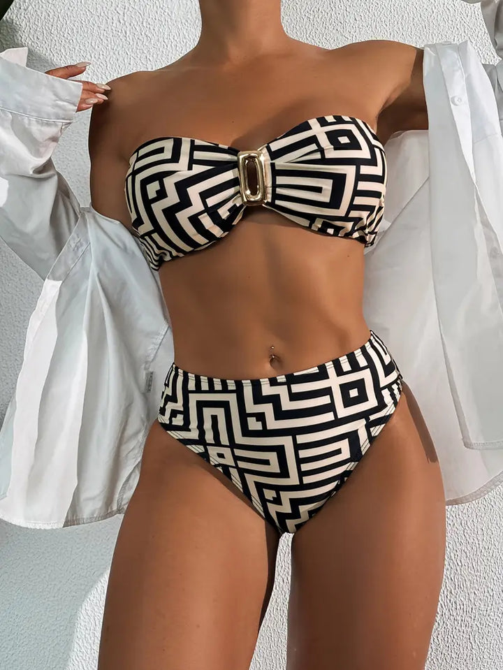 Drune | Modischer Bikini Für Pooltage