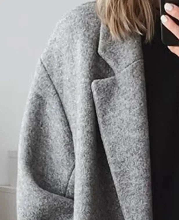 Drune | Oversize Damen-Mantel Mit Reverskragen aus edlem Mischgewebe