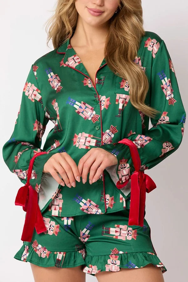 Drune | Weihnachten Mode Gedruckte Fliege Oberteil und Elastischer Taillen Rüschenshorts Set