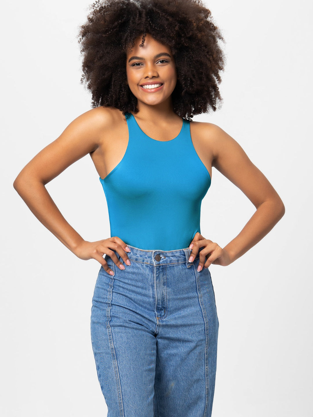 Drune | Vollgröße Rundhalsweite Träger Bodysuit