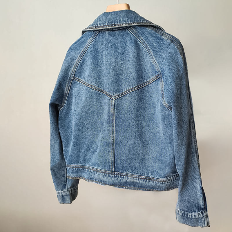 Drune | Schicke Frühlingsblaue Denimjacke für Damen