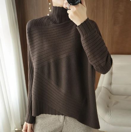 Drune | Sweater - Gemütlicher asymmetrischer Ripp-Turtleneck-Pullover