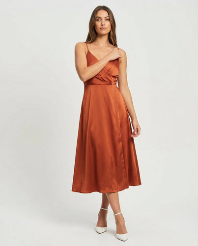Drune | Stylisches Träger-Midi-Kleid
