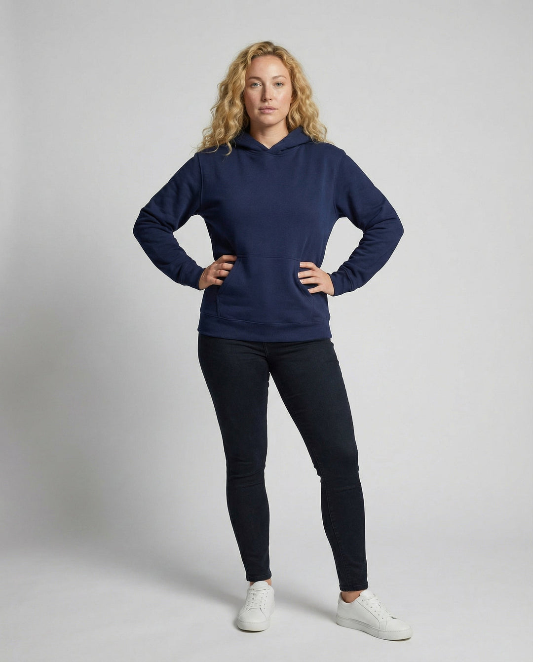 Drune | Hoodie Damen Schwarz