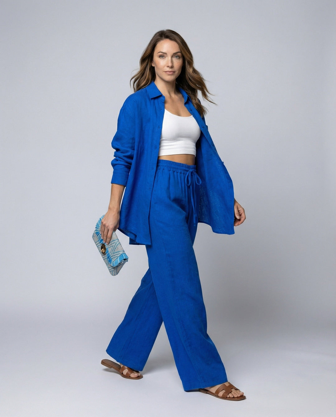 Damen Lässiges Leinen-Outfit mit weit geschnittenem Hemd und lockeren Hosen Drune