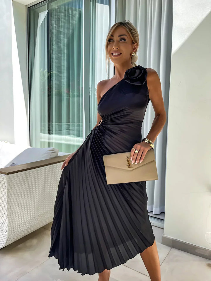 Drune | Ein Schulter Kleid Faltenrock Blumenverzierung Abendliche Eleganz