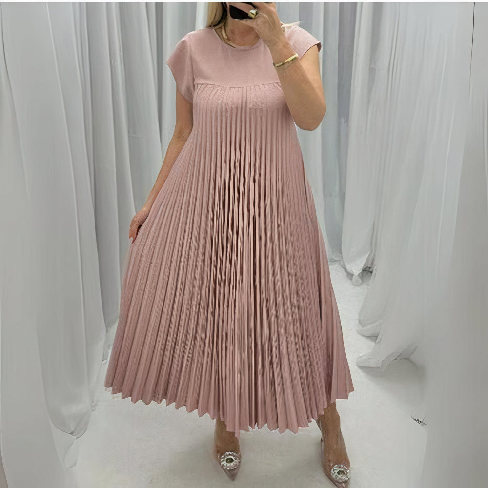 Drune | Schicke Plissierte Sommerkleid Mit Einer Schmeichelhaften Passform