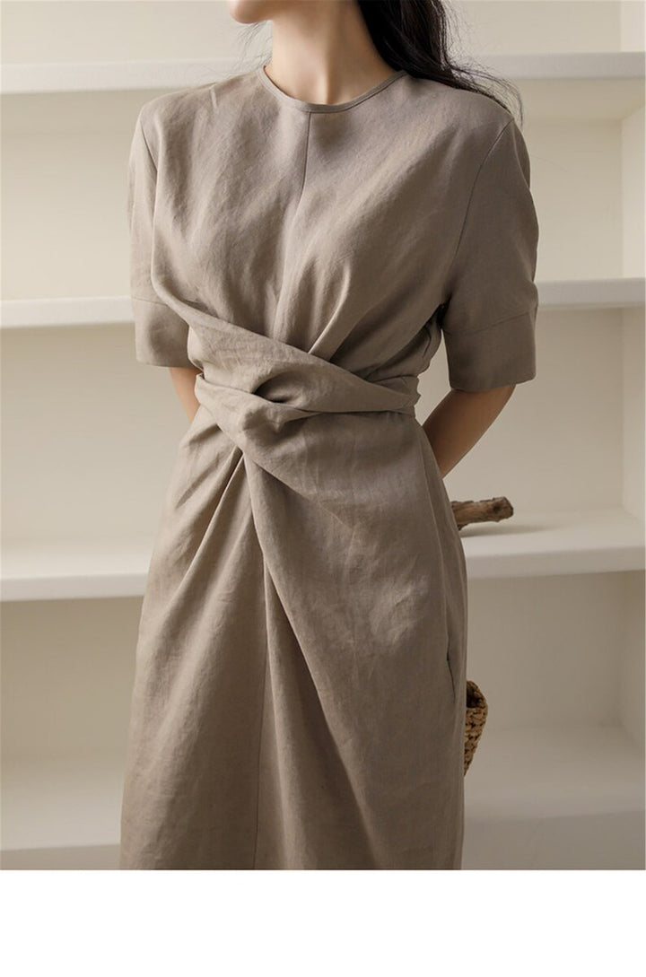 Drune Unregelmäßiges Kleid aus Leinen in Khaki