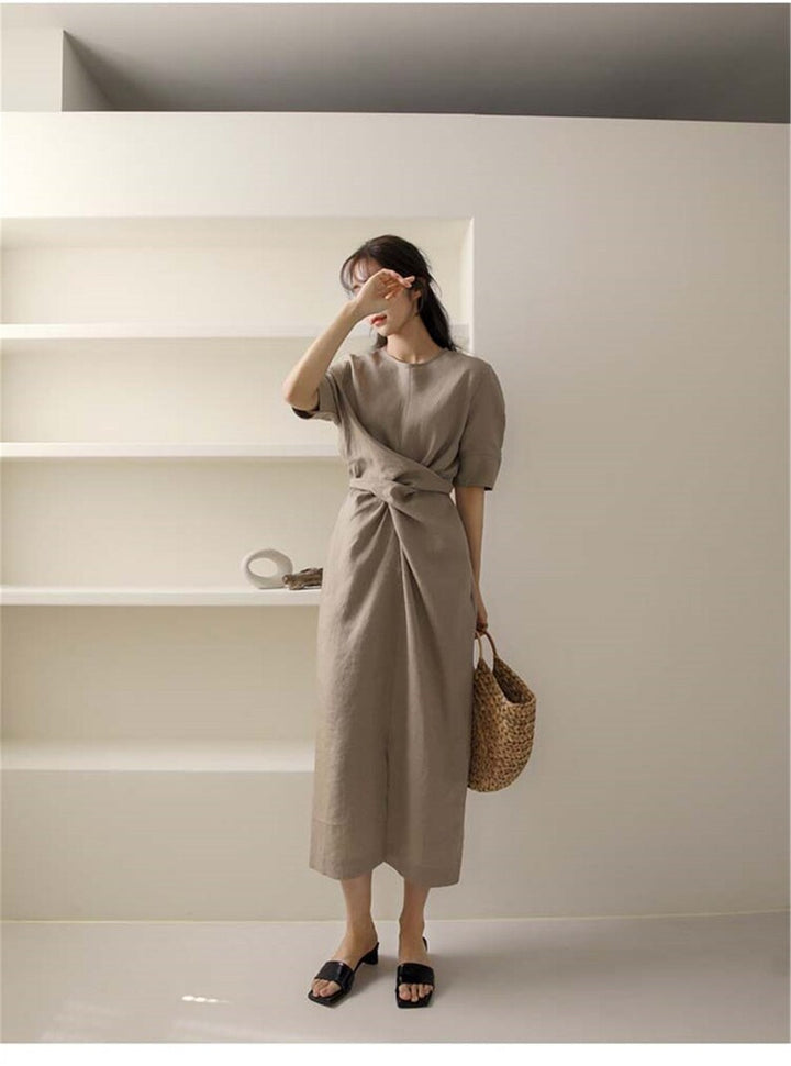 Drune Unregelmäßiges Kleid aus Leinen in Khaki