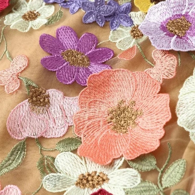 Drune | Minikleid Mit Floralen Applikationen Und Durchscheinender Optik