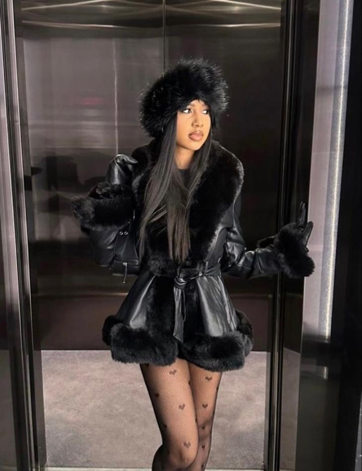 Drune | Damen Winterjacke mit Kunstfell und Gürtel