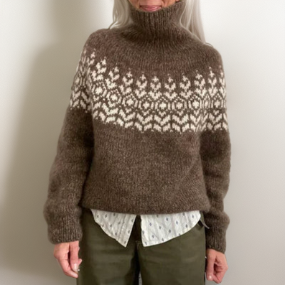 Drune | Weinlese Pullover mit Hohem Halsausschnitt
