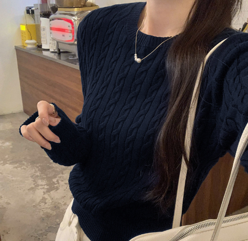 Drune | Strickpullover mit R halsausschnitt