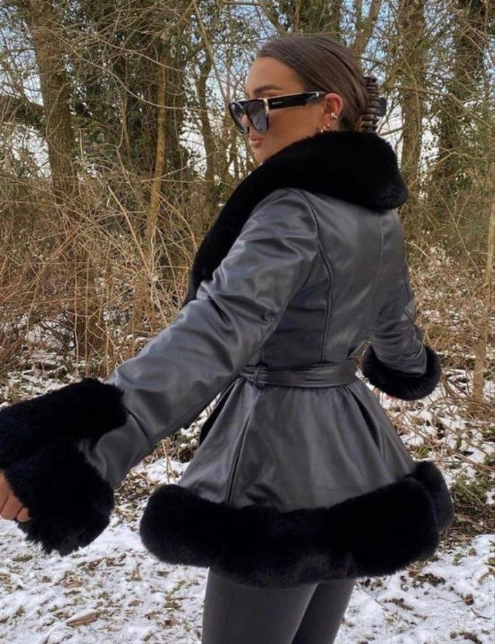 Drune | Damen Winterjacke mit Kunstfell und Gürtel