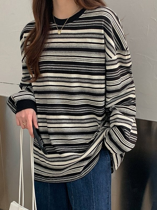 Drune | oversized Pullover mit Rundhalsausschnitt und Streifen