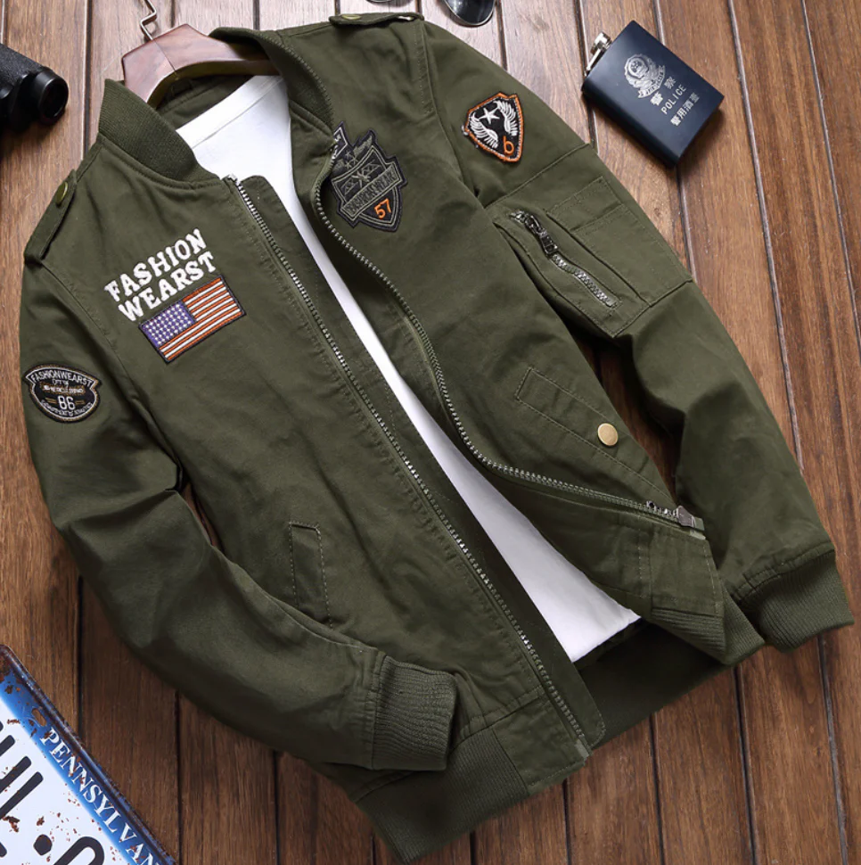 Drune | Militärjacke Strukturiert Passform Bestickte Details Reißverschlussverschluss