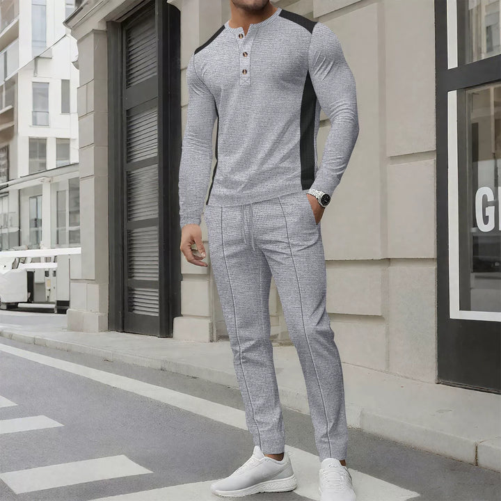 Drune | Satz mit Henley Sweater und Hose Slim Passform Waffelstruktur Knopfkragen