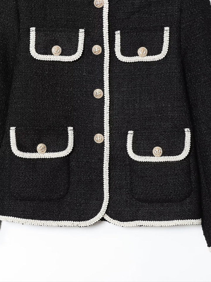Drune | Kurze Jacke für Damen mit dekorativen Knöpfen Alida